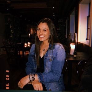 Meet your Posher, Gabrielle